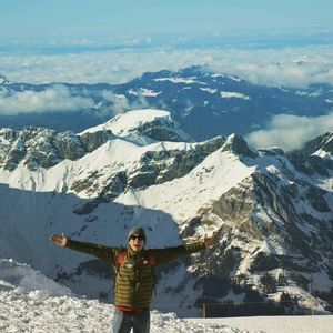 Meet your Posher, Marcos